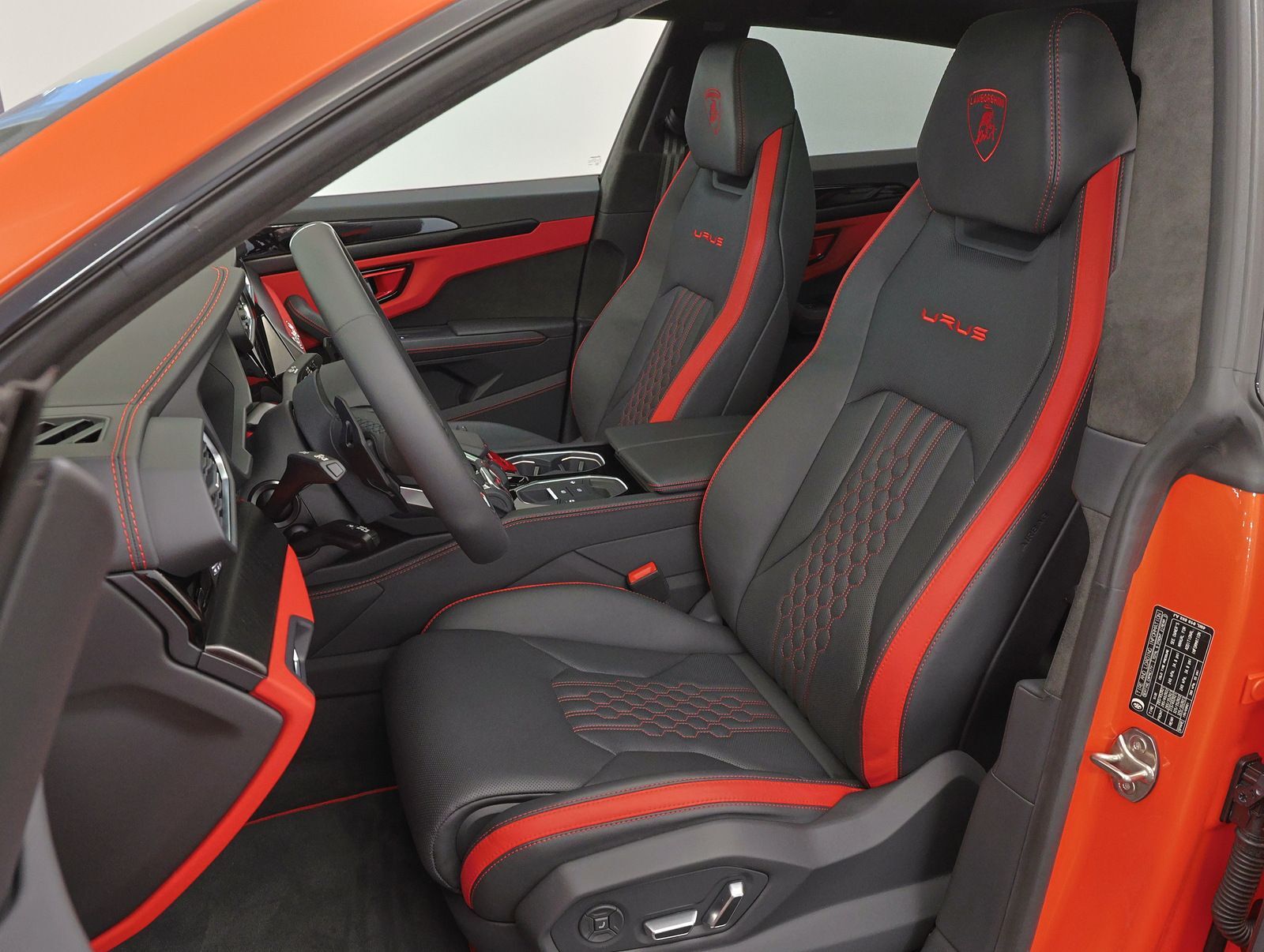 Lamborghini Urus S 2025, kuva 7/10