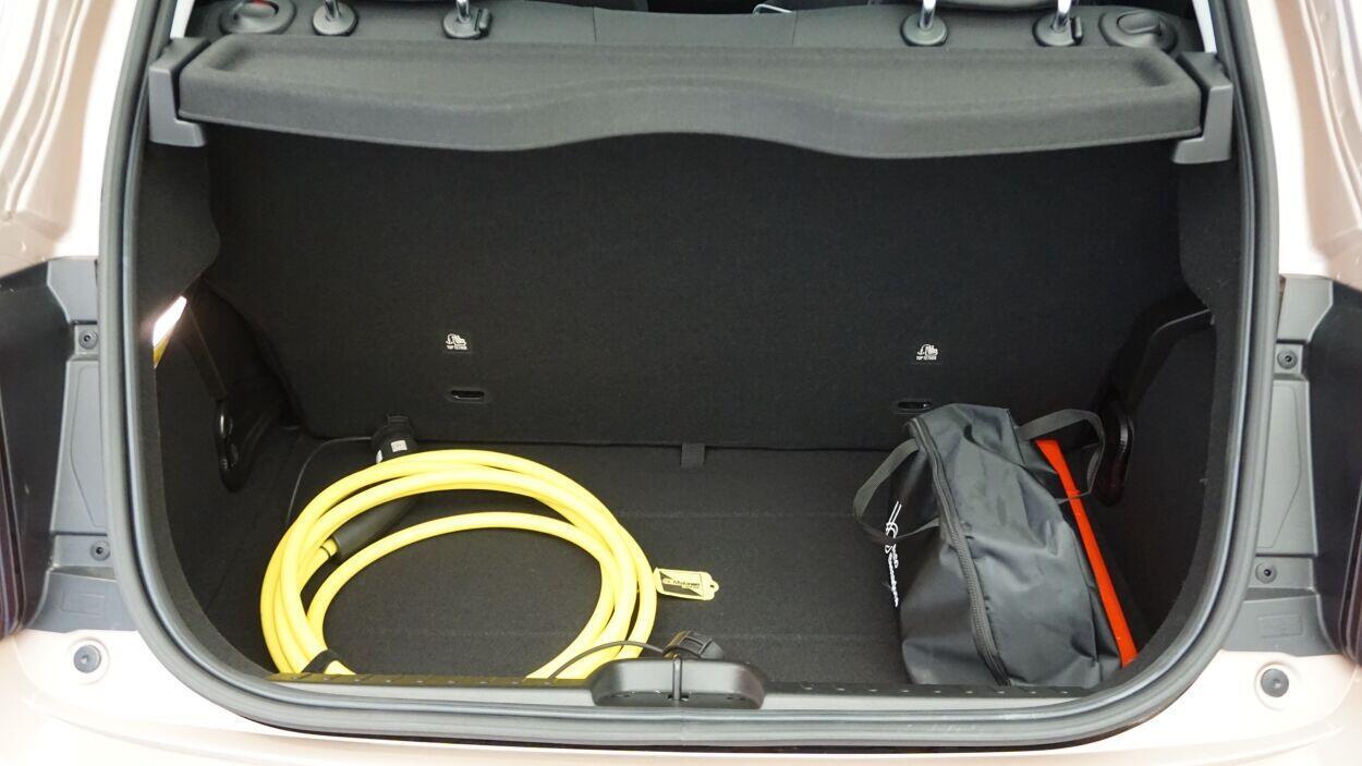 Fiat 500 e 42 kWh 43kW 2023, kuva 5/26
