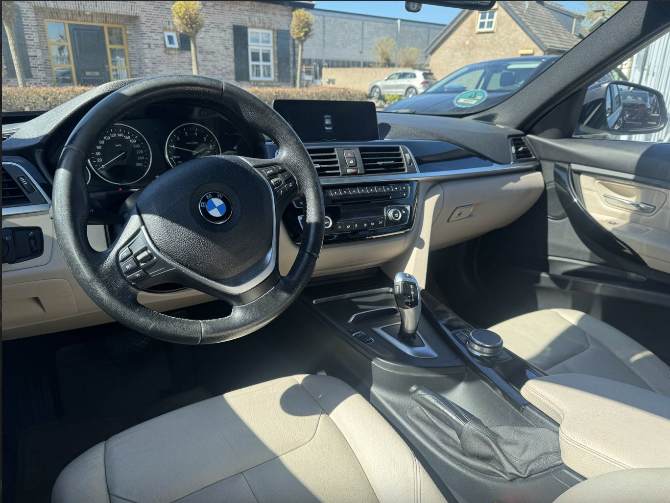 BMW 318 2017, kuva 7/9