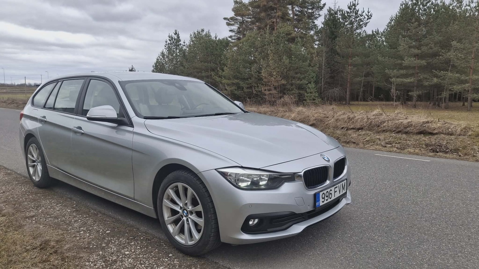 BMW 320 2017, kuva 2/9