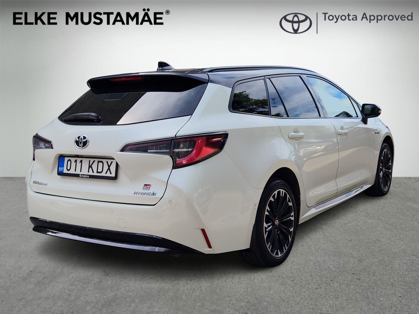 Toyota Corolla 2021, photo 2/10