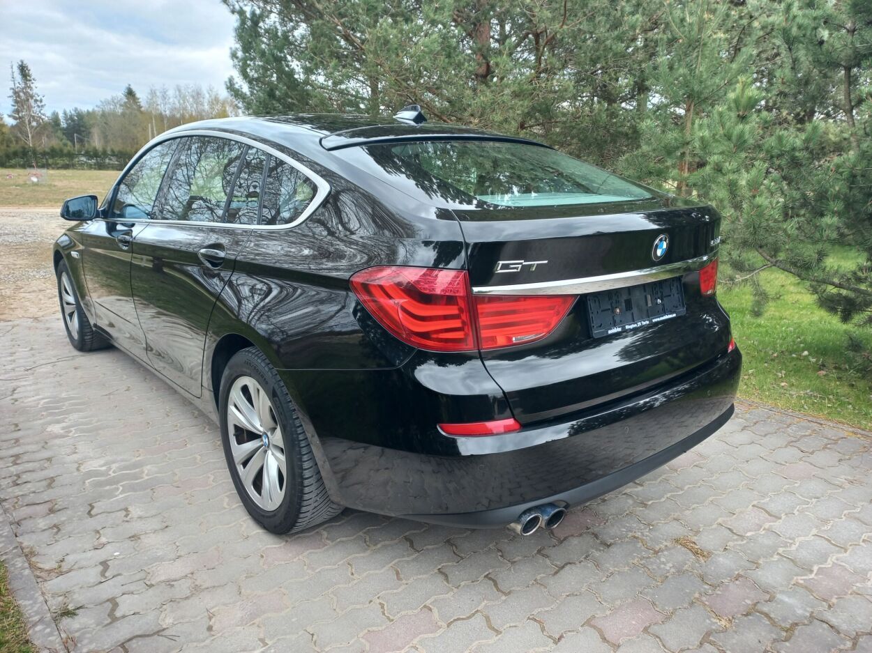 BMW 530 2011, photo 4/8