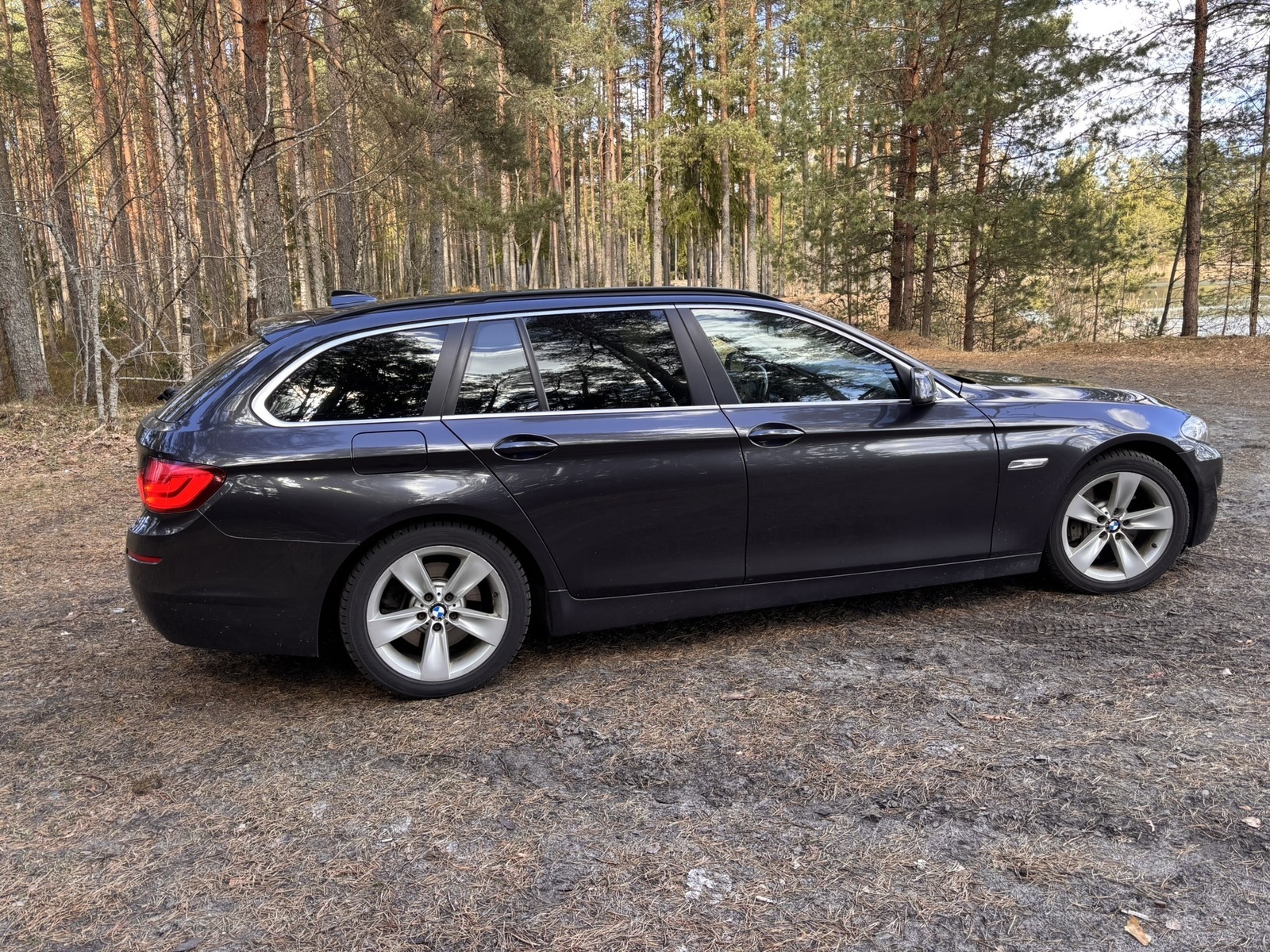 BMW 530 2011, kuva 3/11