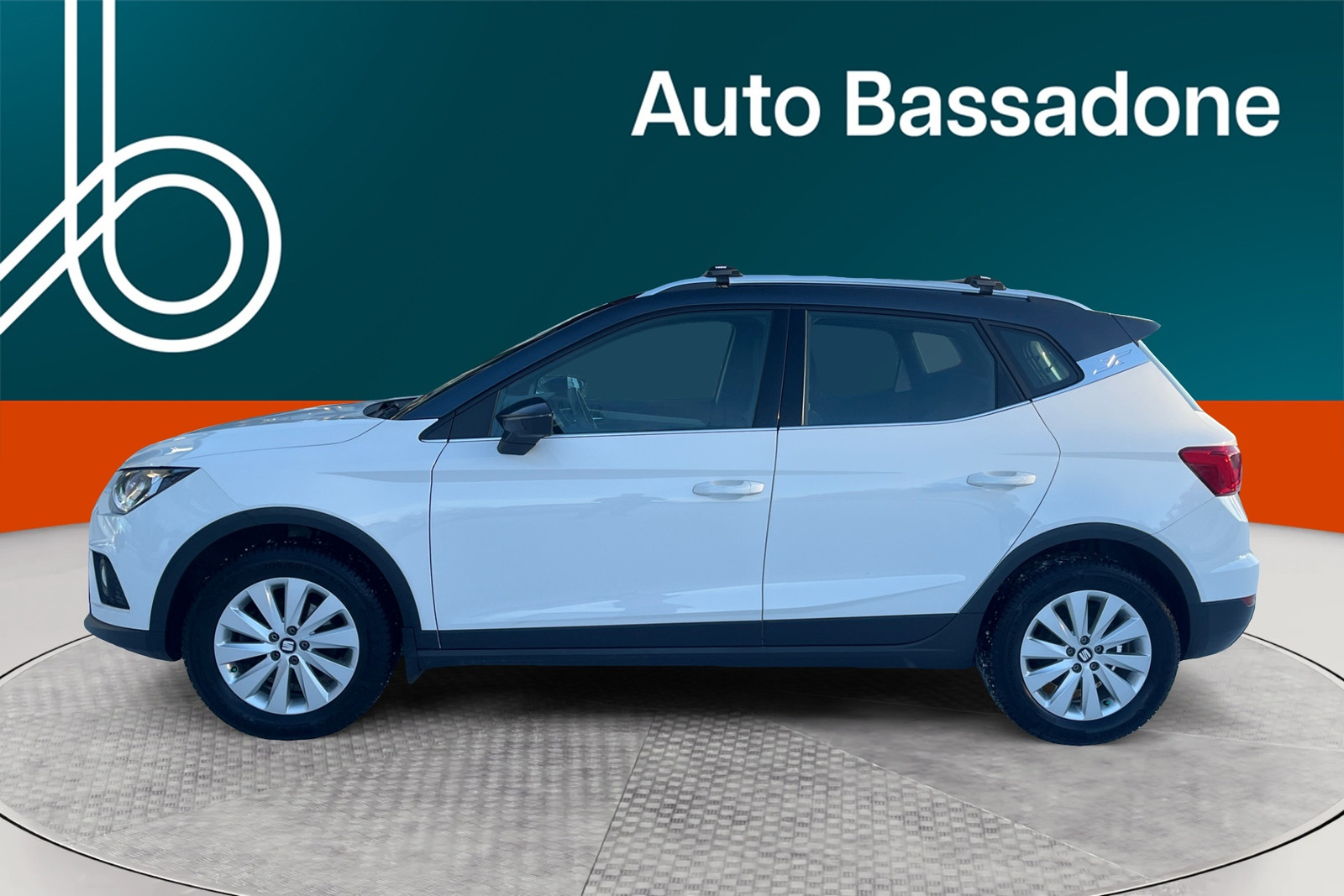 SEAT Arona 2020, photo 2/10