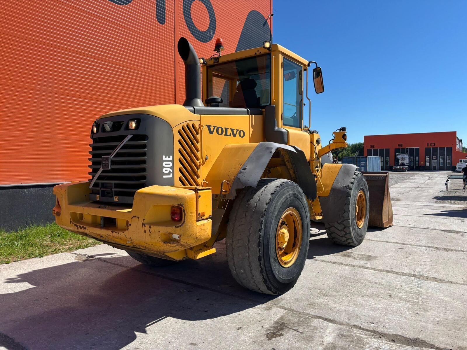 Volvo L 90 E 4x4, photo 6/26