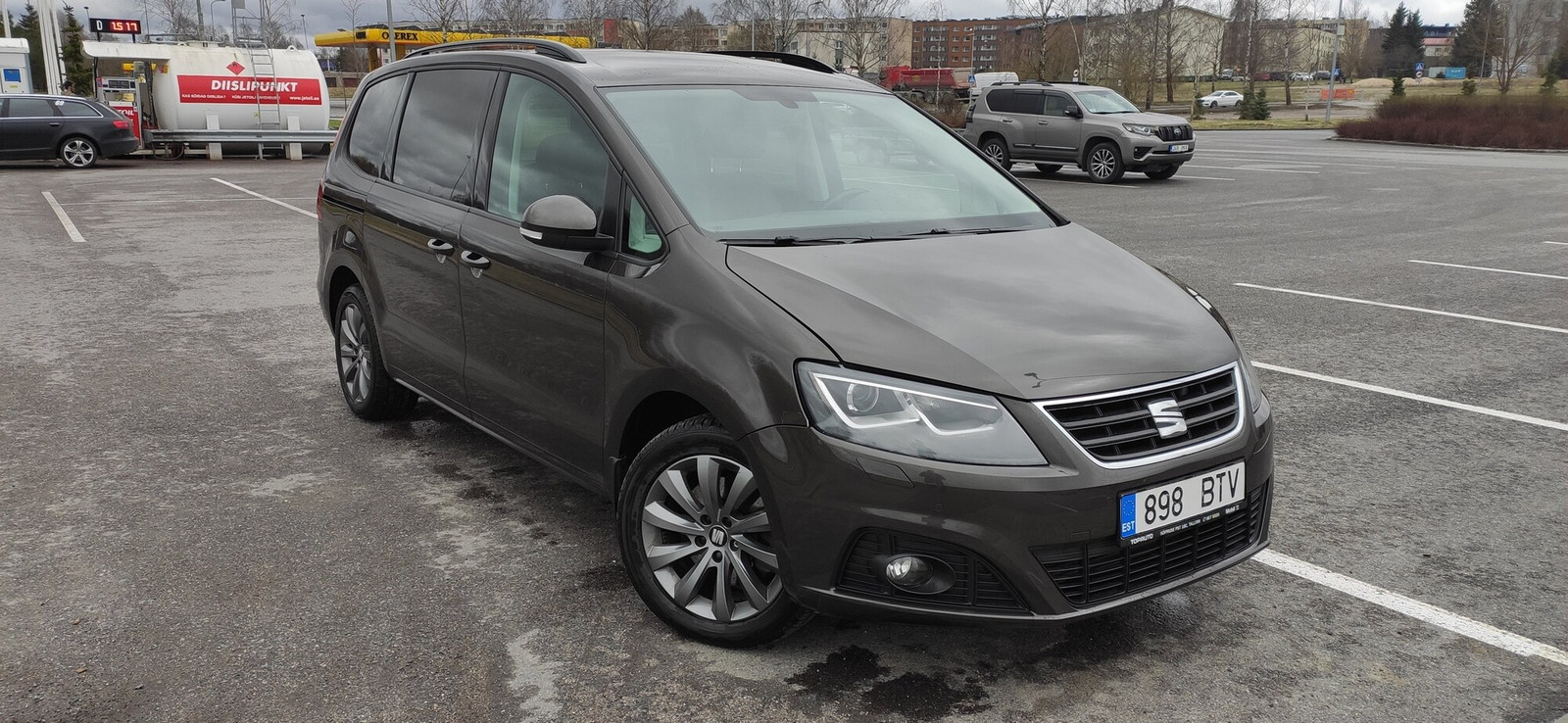 SEAT Alhambra 2017, photo 6/28