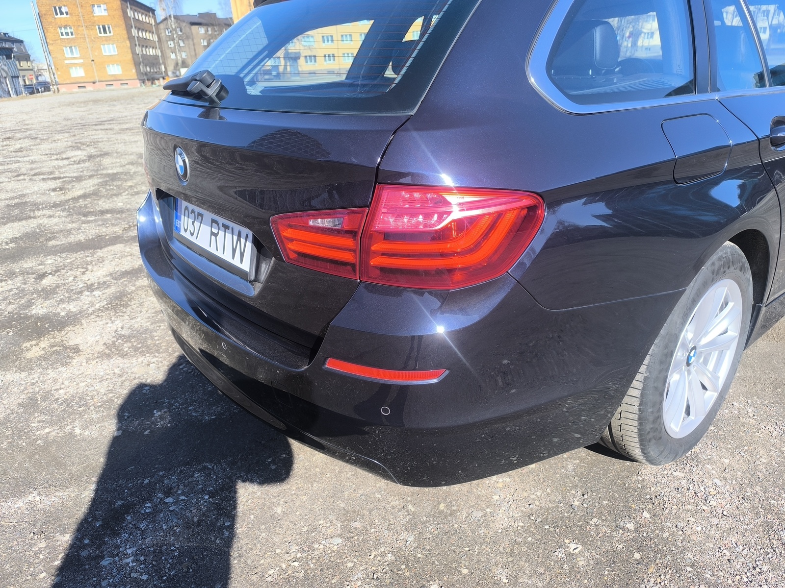 BMW 520 2016, photo 6/27
