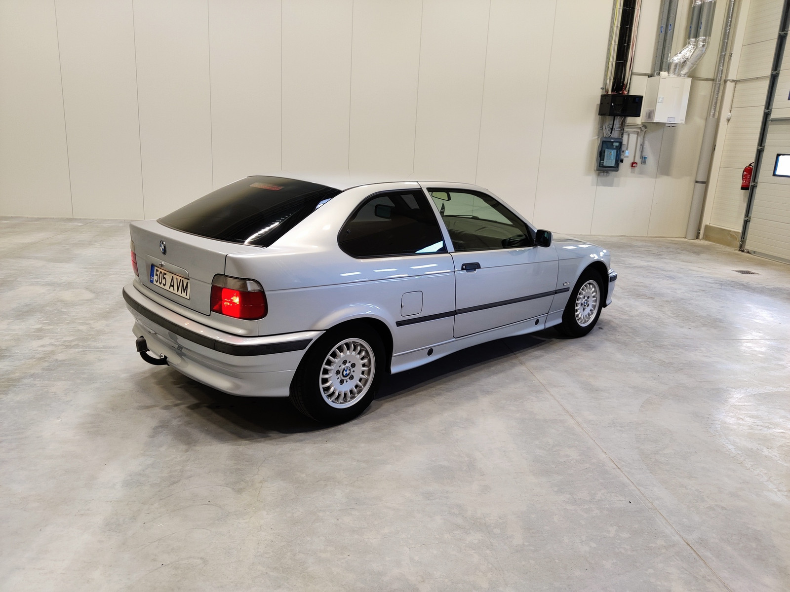 BMW 318 1998, photo 7/17