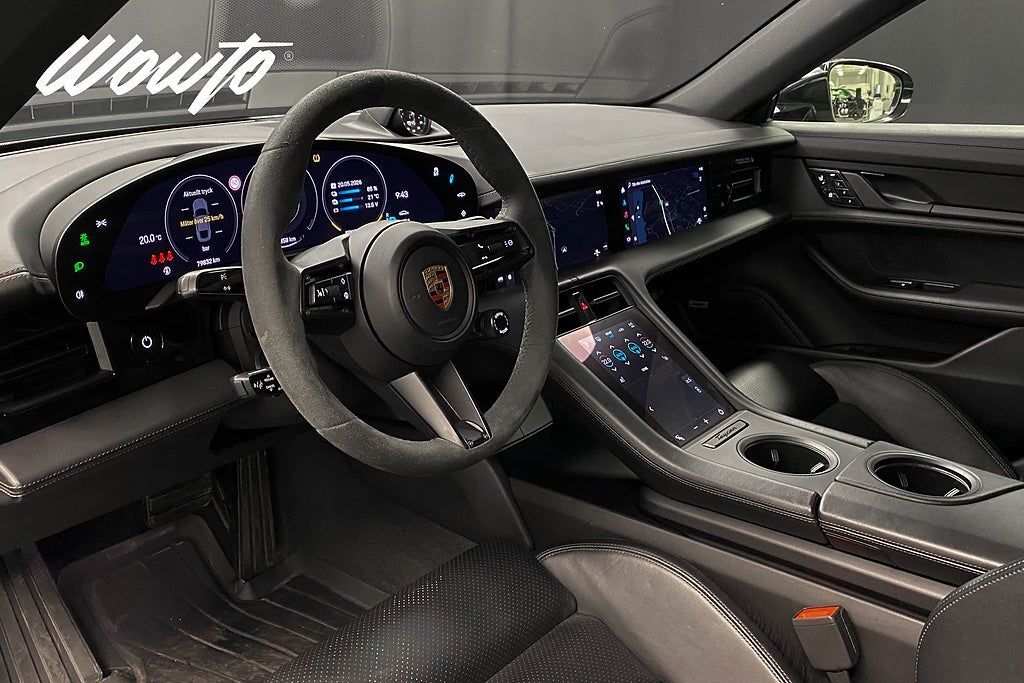 Porsche Taycan 2020, photo 6/22