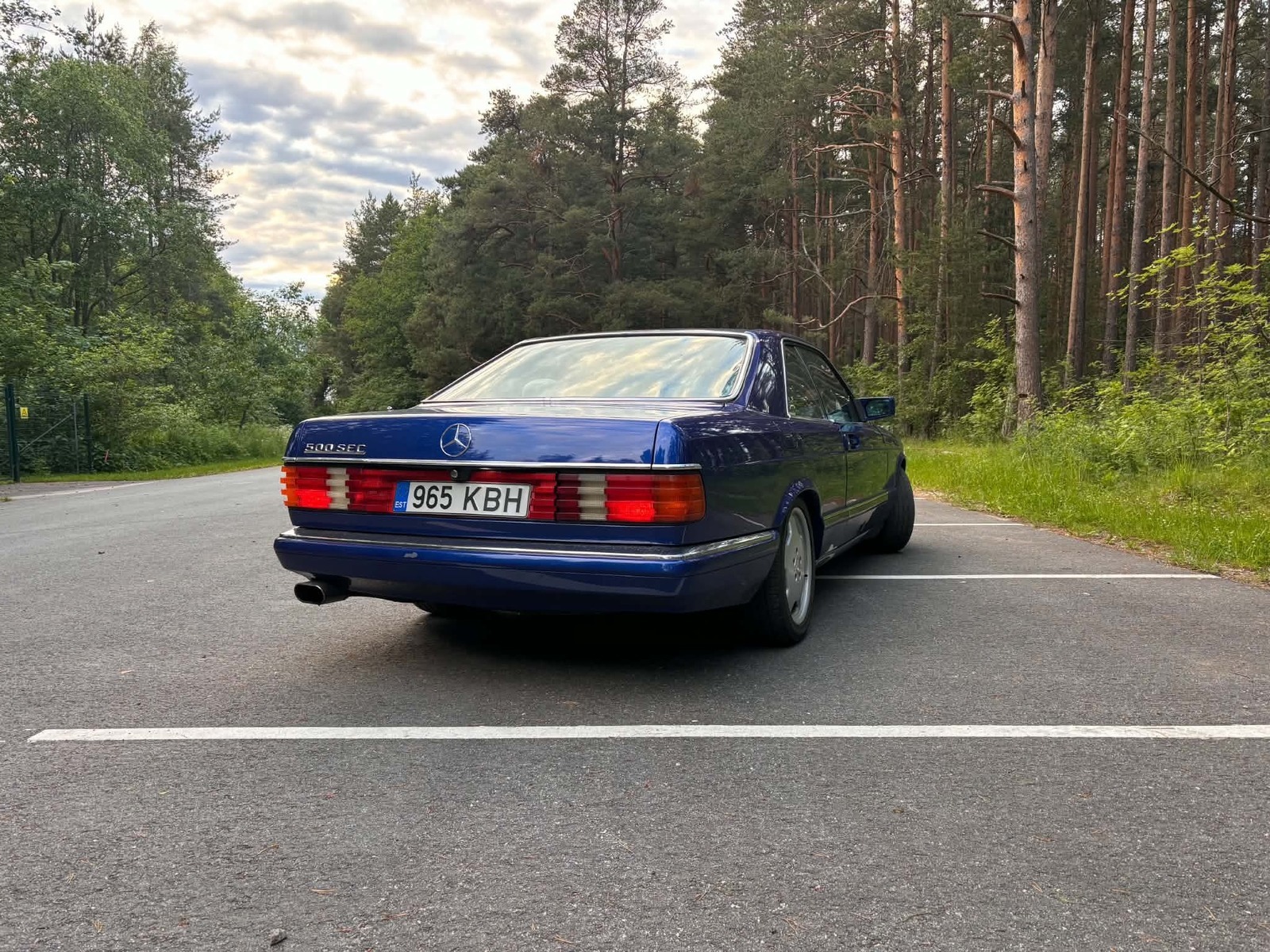 Mercedes-Benz 500 1986, photo 4/7