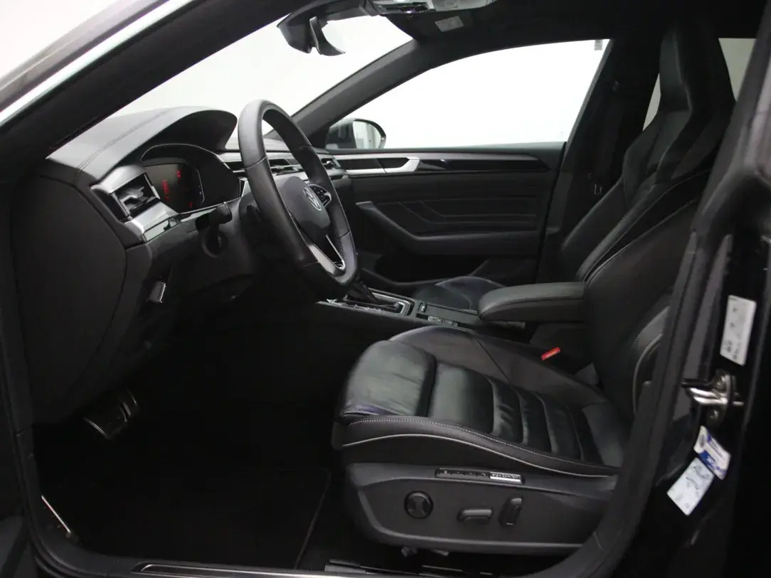 Volkswagen Arteon 2022, photo 4/10