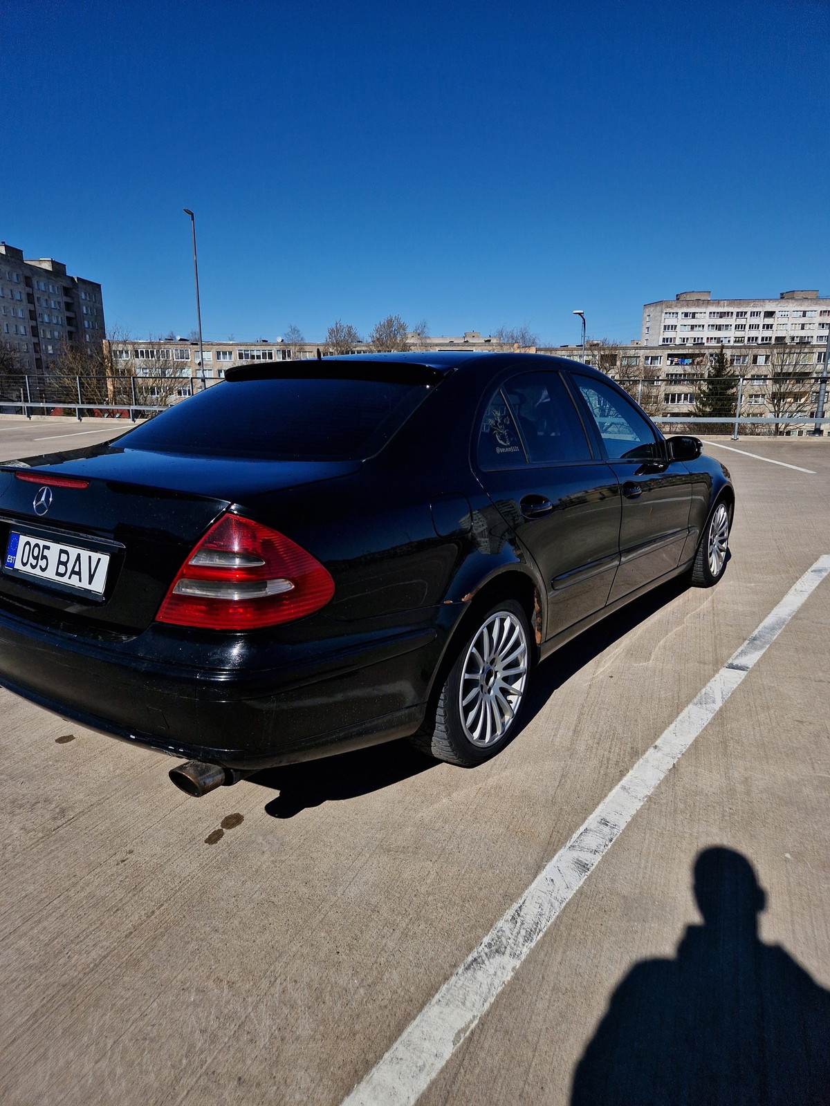Mercedes-Benz E 220 2004, kuva 5/8