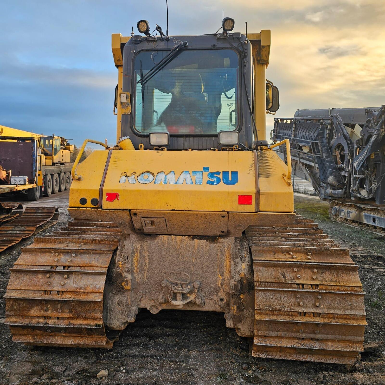 Komatsu D61PX-15F0, kuva 2/18