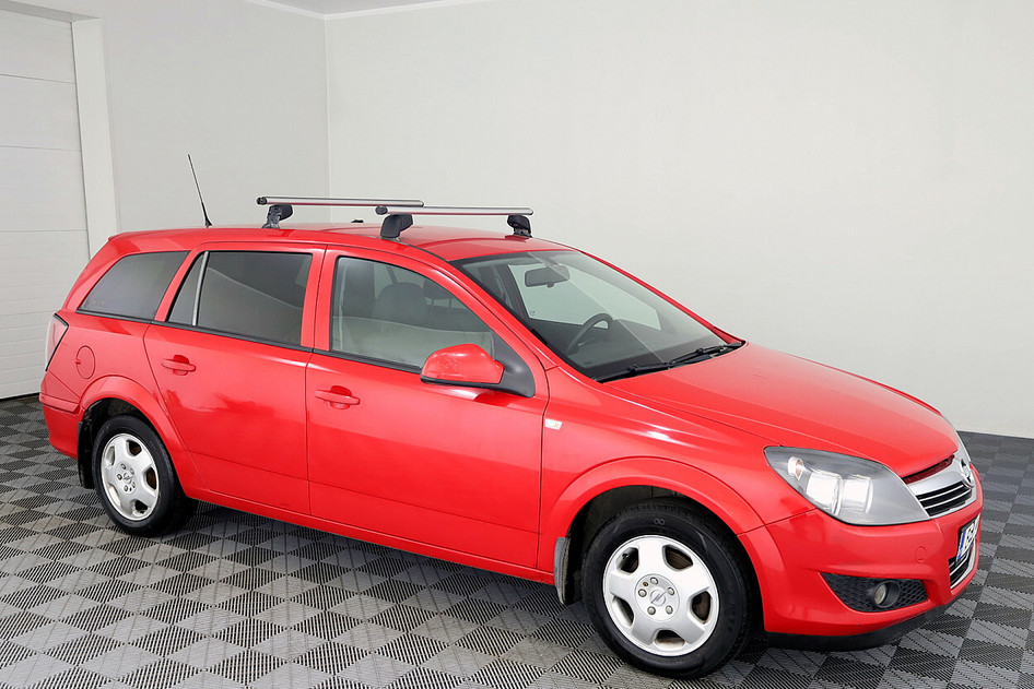 Opel Astra, 2013, 1.6, 85 kW, petrol, manual, front-wheel drive
