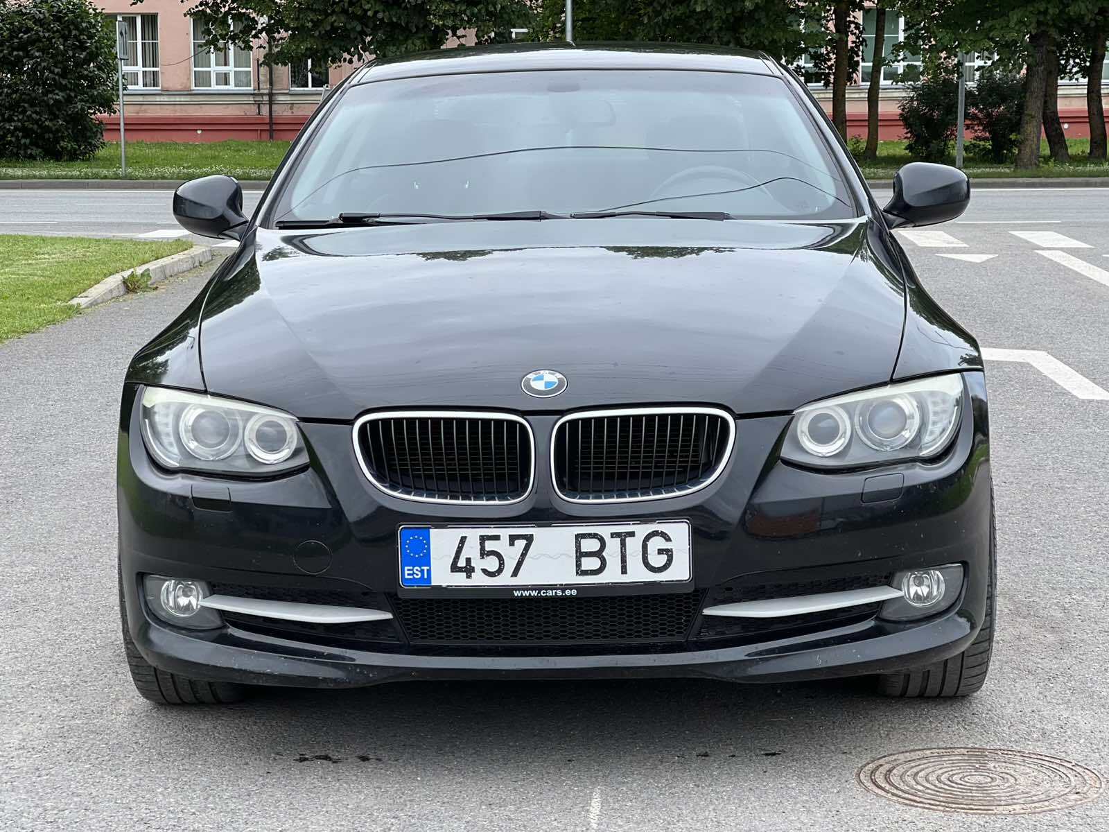 BMW 320 2010, photo 3/10