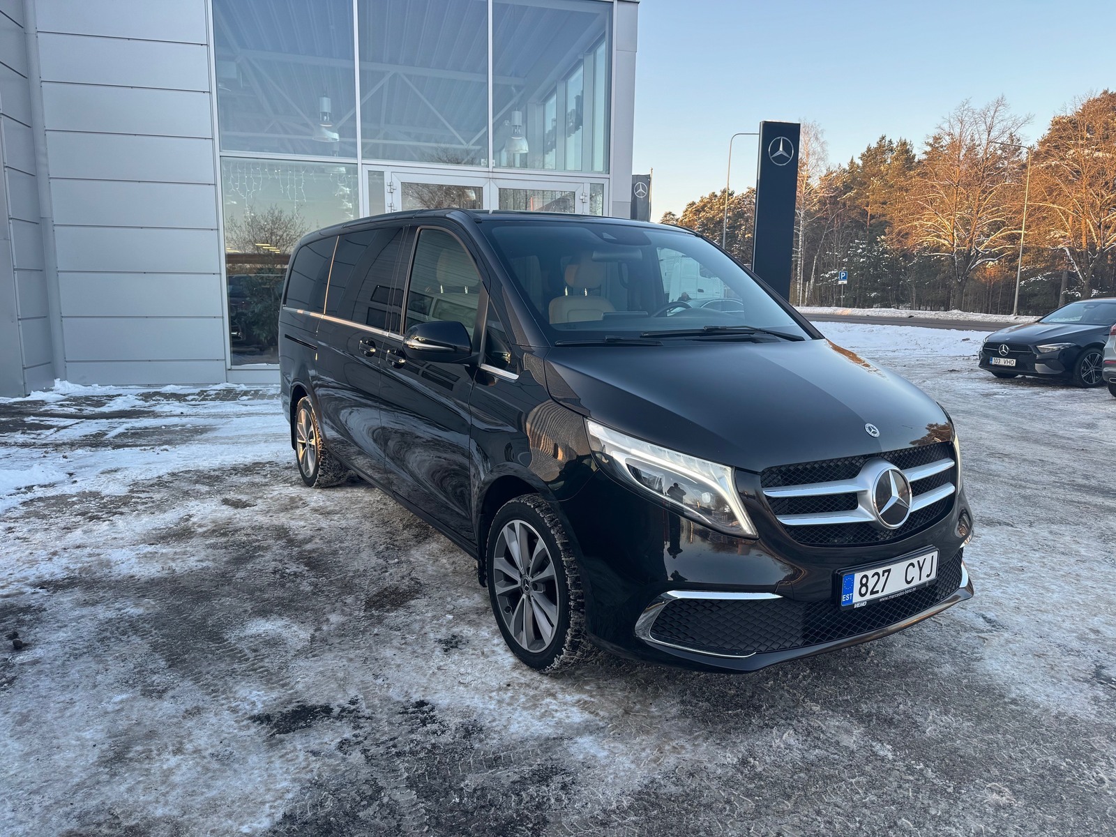Mercedes-Benz V 250 2022, kuva 3/11