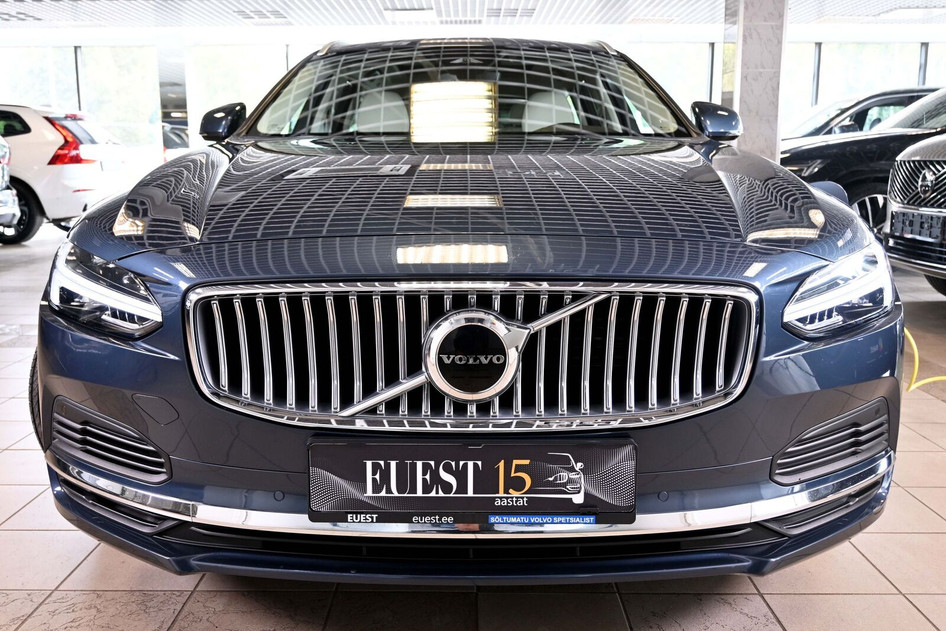 Volvo V90, 2021, 2.0, 186 kW, подключаемый гибрид (бензин/электричество), автомат, полный привод