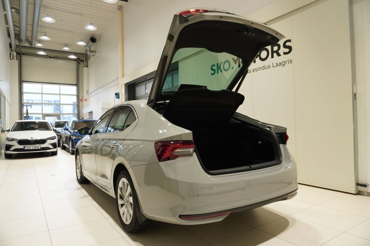 Škoda Octavia 2025, photo 6/24