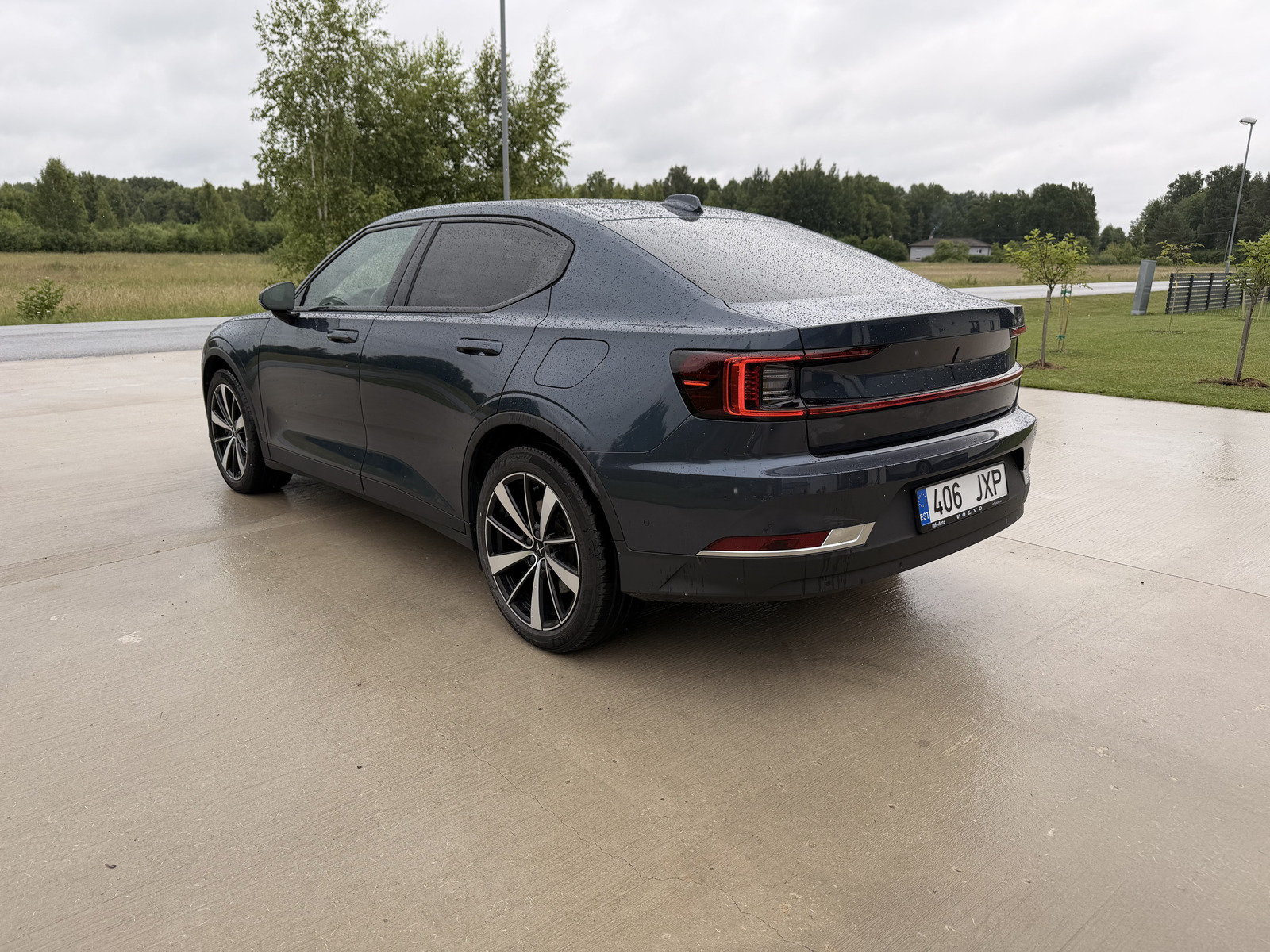 Polestar 2 2022, kuva 3/19