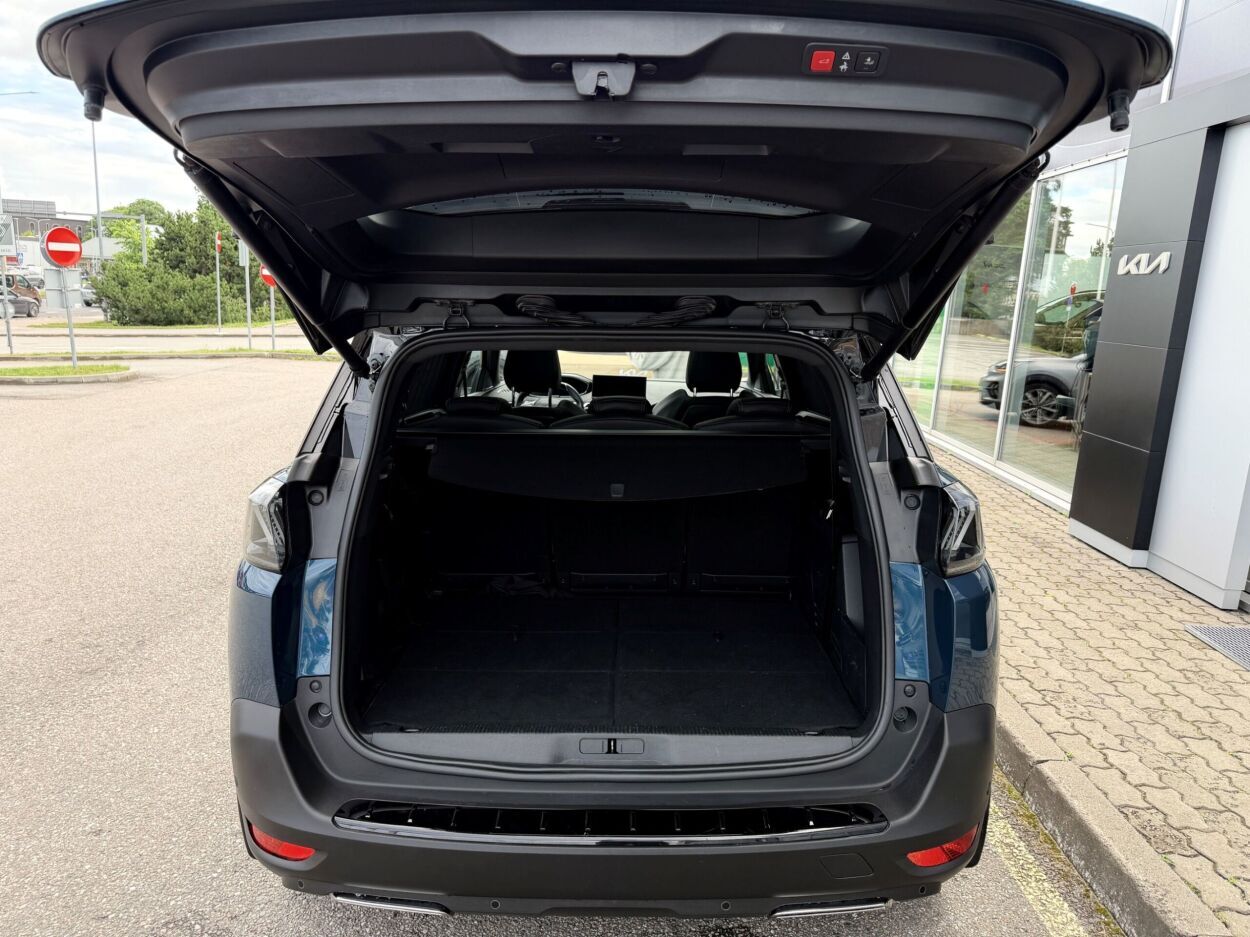 Peugeot 5008 2020, photo 6/10