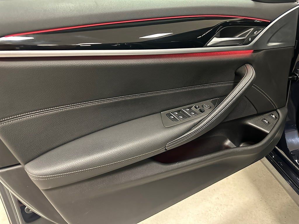 BMW 530 2018, photo 7/24