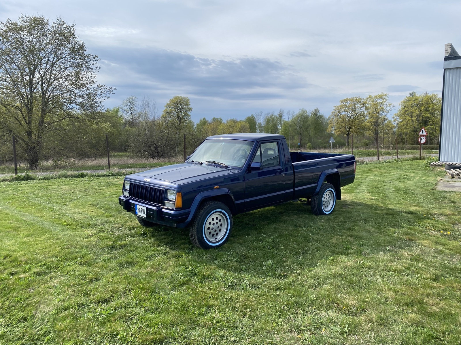 Jeep Comanche 1988, photo 5/12