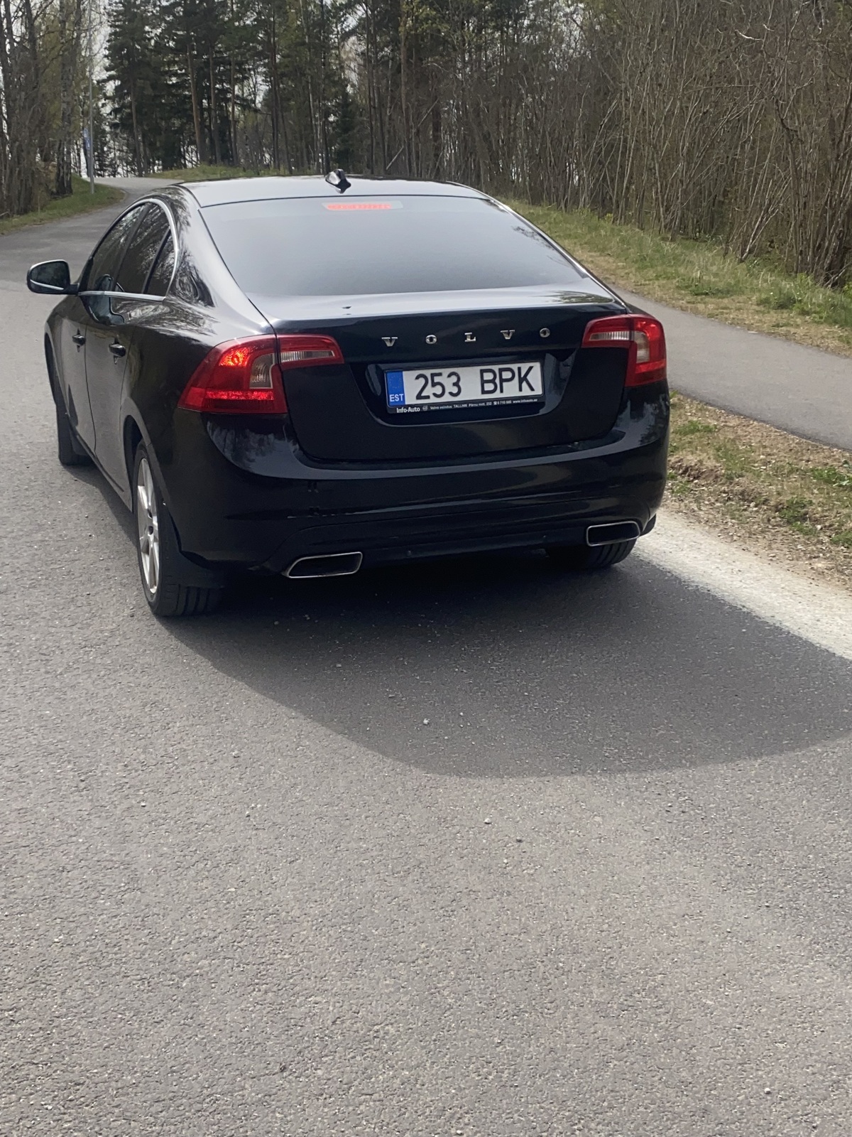 Volvo S60 2015, kuva 4/10