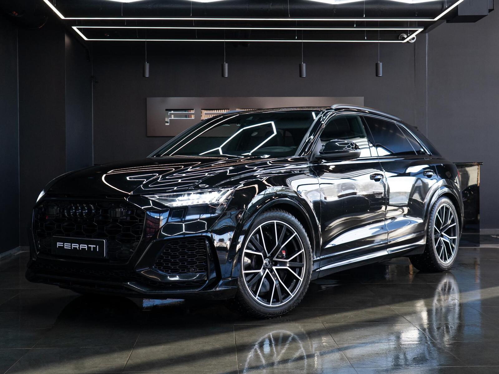 Audi RS Q8 Exclusive Black Styling 4.0 441kW