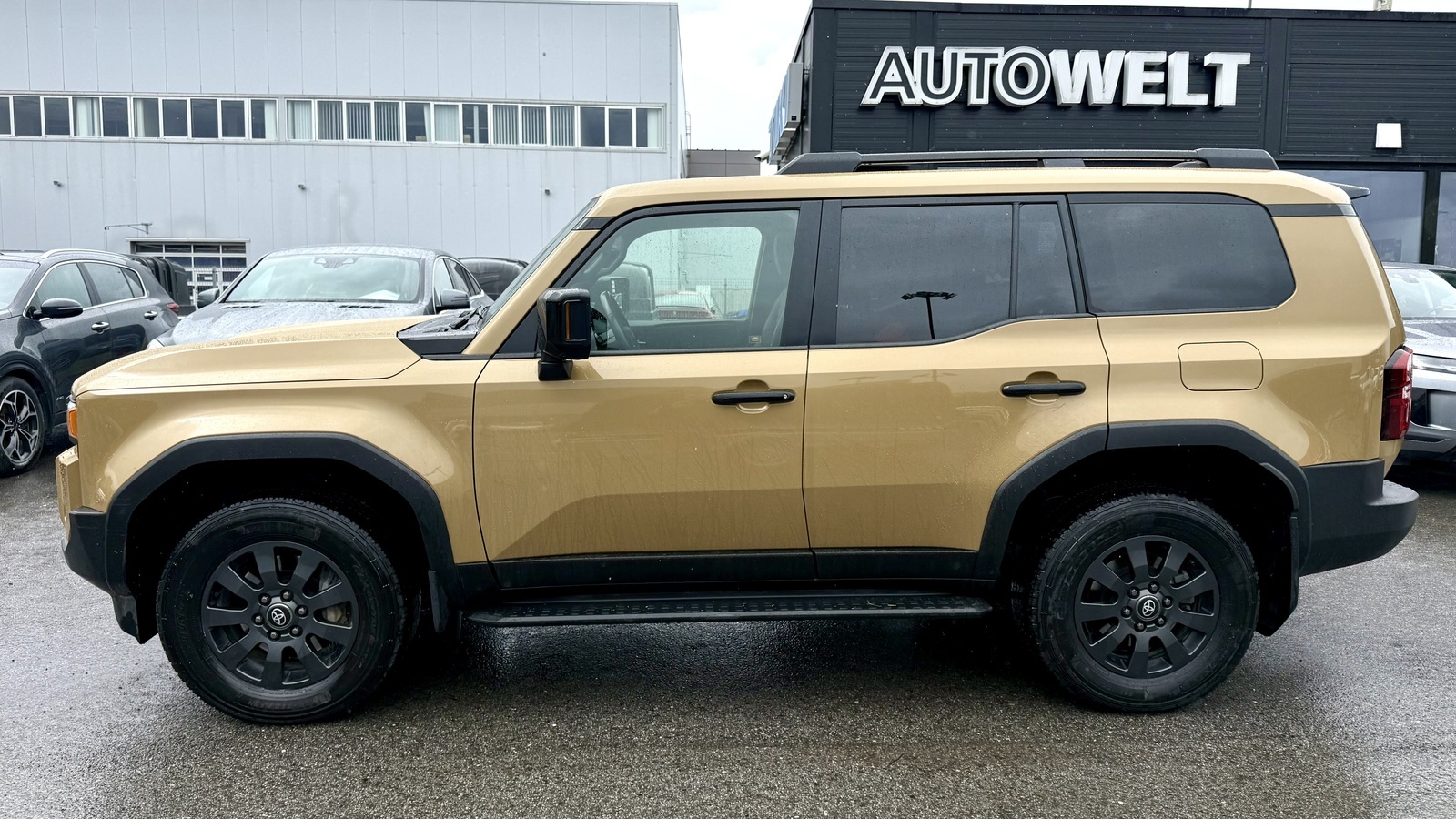 Toyota Land Cruiser 2024, kuva 3/10