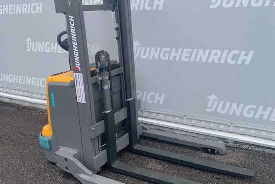 Jungheinrich EJC 212b, 1.6 kW