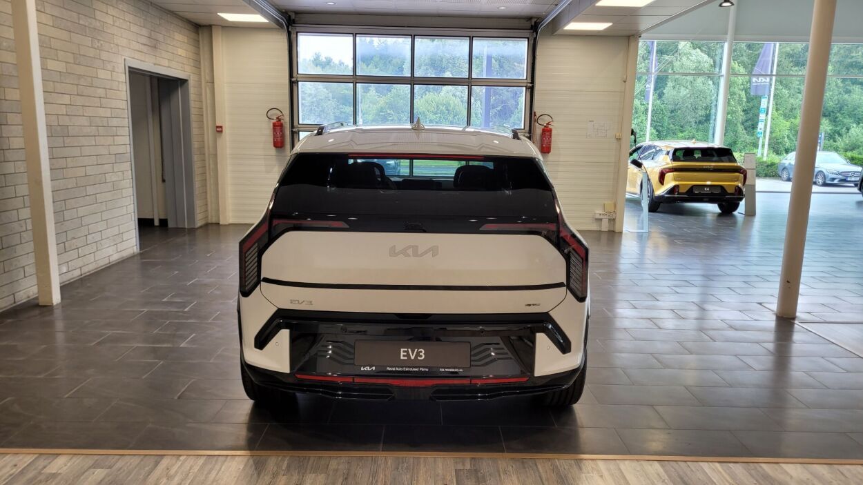Kia EV3 GT Line TX 81,4 kw 50kW 2026, photo 6/18