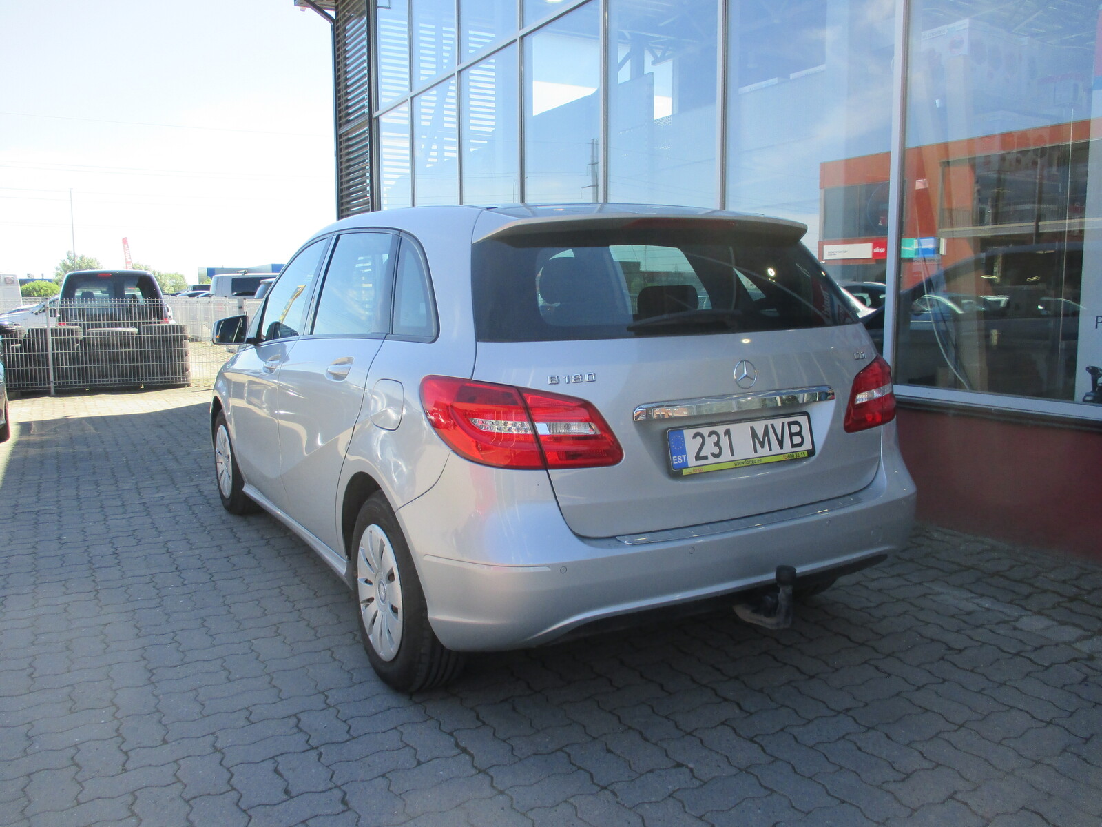 Mercedes-Benz B 180 2014, kuva 5/13