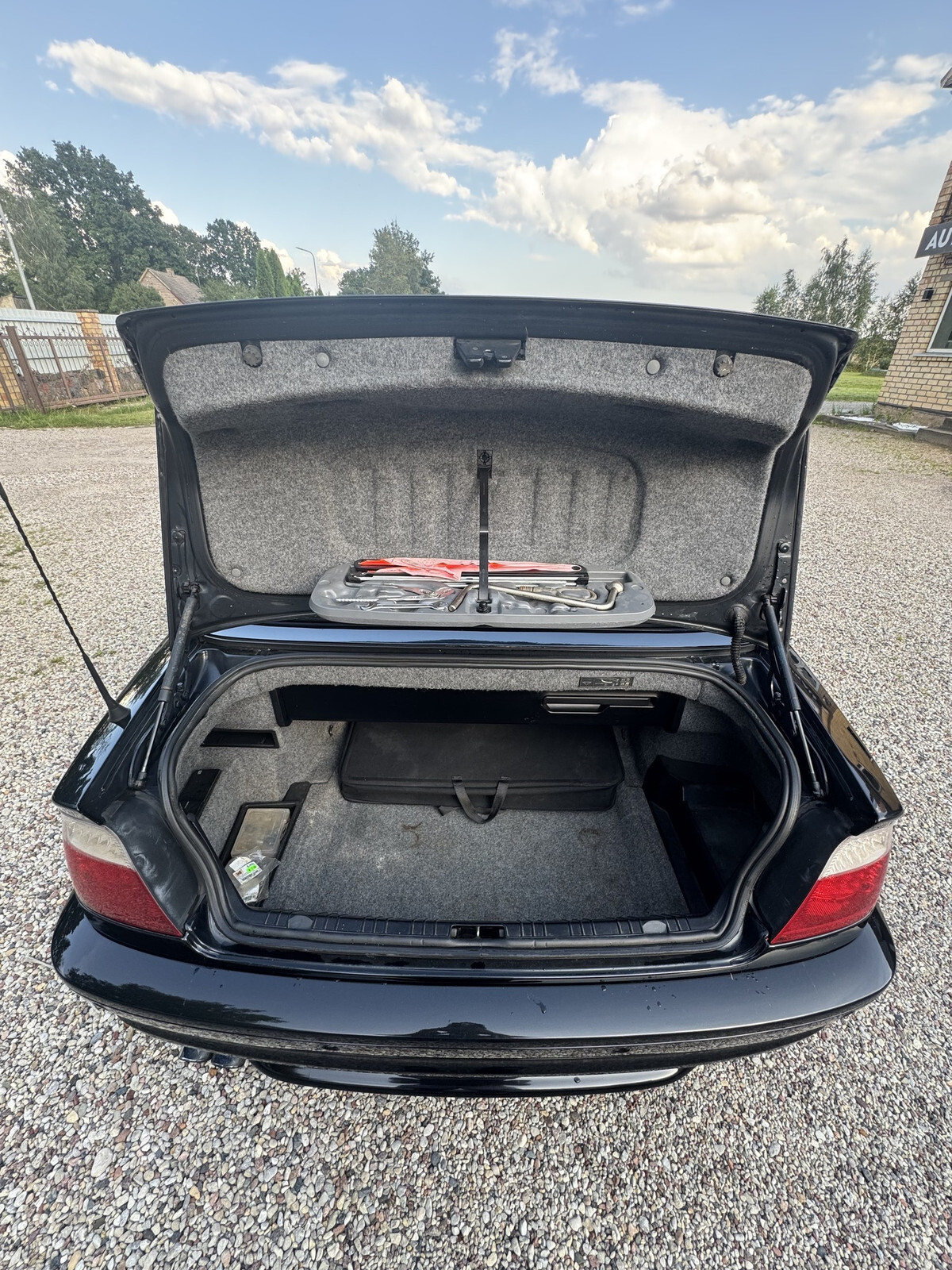 BMW 325 2003, photo 4/7