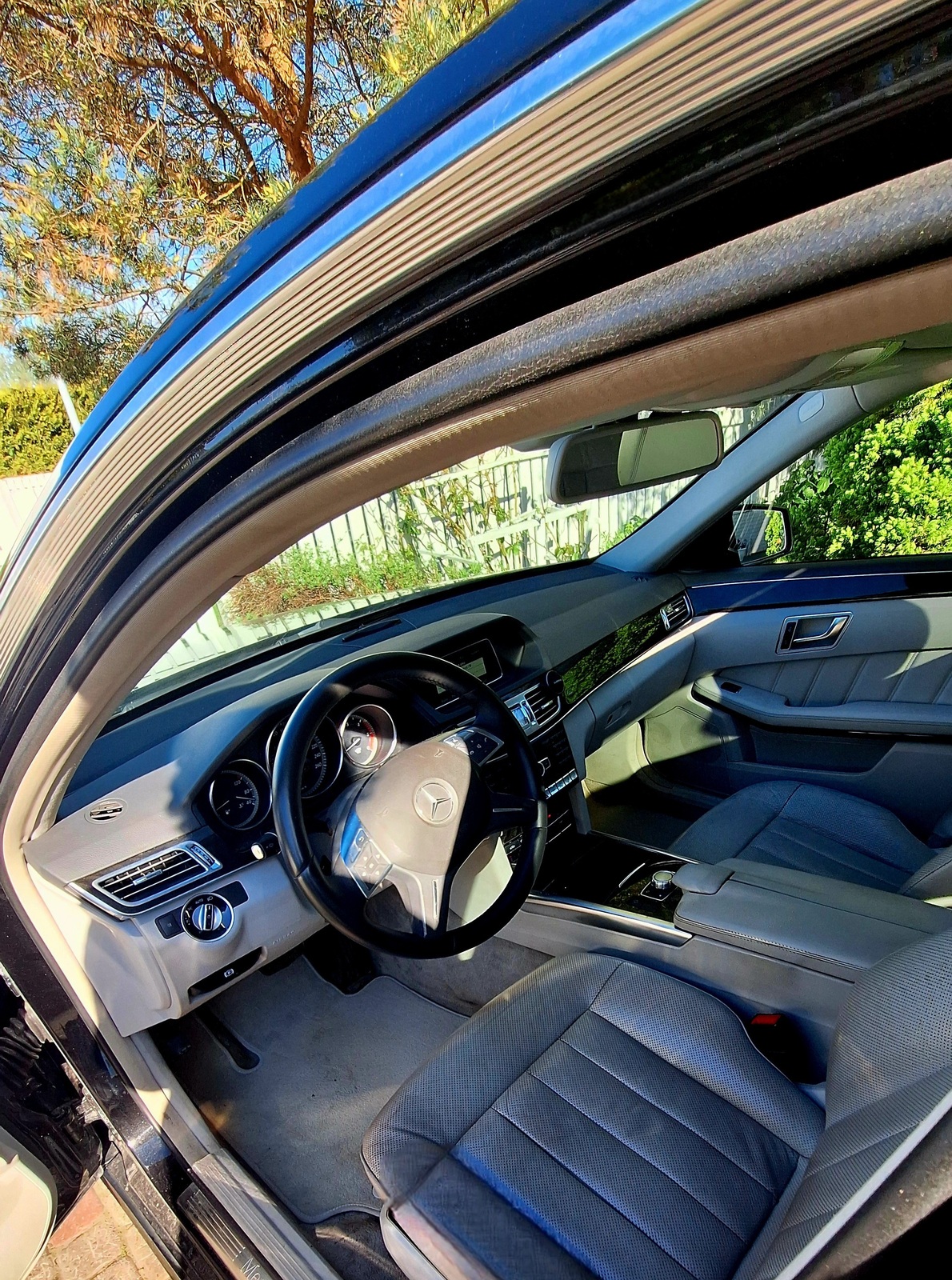 Mercedes-Benz E 300 2013, kuva 7/8