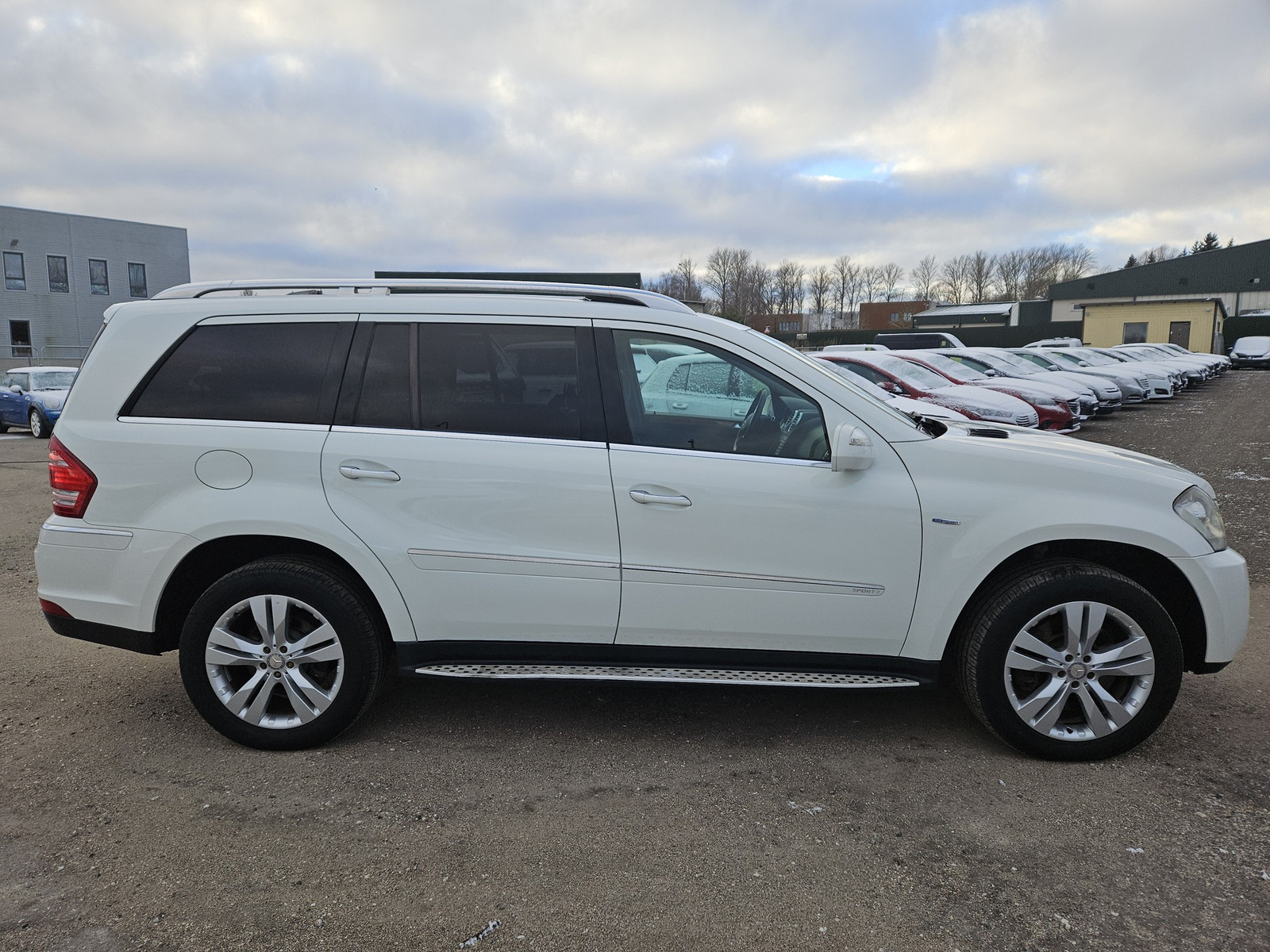 Mercedes-Benz GL 350 2010, kuva 4/10