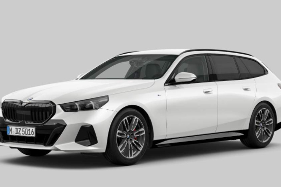 BMW 520, 2025, 140 kW, hibridas (benzinas/elektra), automatinė, galiniai varomieji ratai