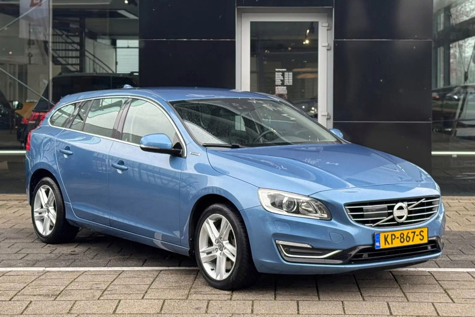Volvo V60, 2014, 158 kW, pistikhübriid (diisel/elekter), automaat, nelikvedu