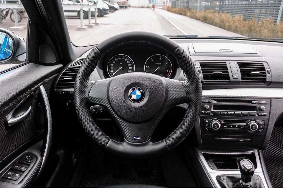 BMW 120 2007, photo 7/10