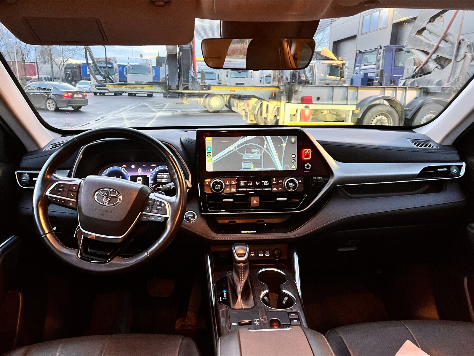 Toyota Highlander 2023, photo 7/7