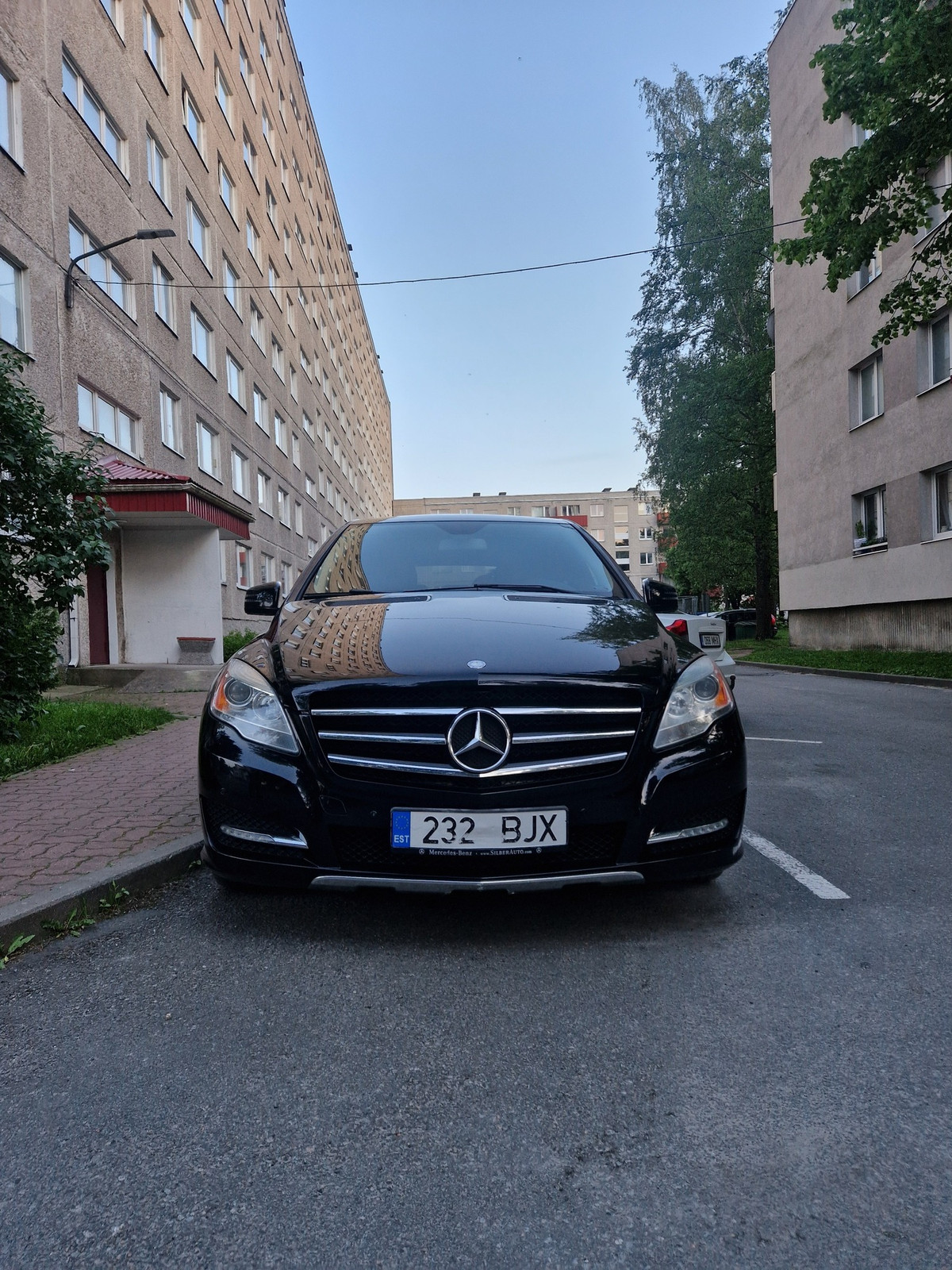Mercedes-Benz R 350