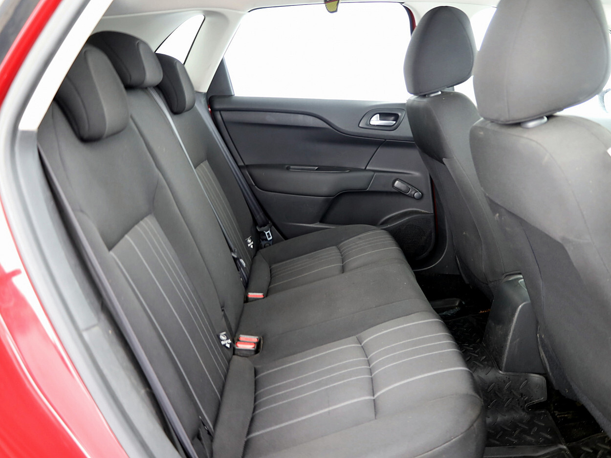 Citroën C4 2012, kuva 7/7