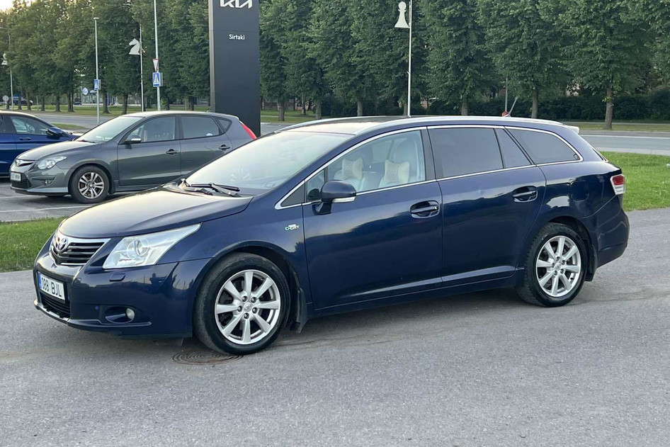 Toyota Avensis, 2010, 2.2, 110 kW, diesel, automatic, front-wheel drive