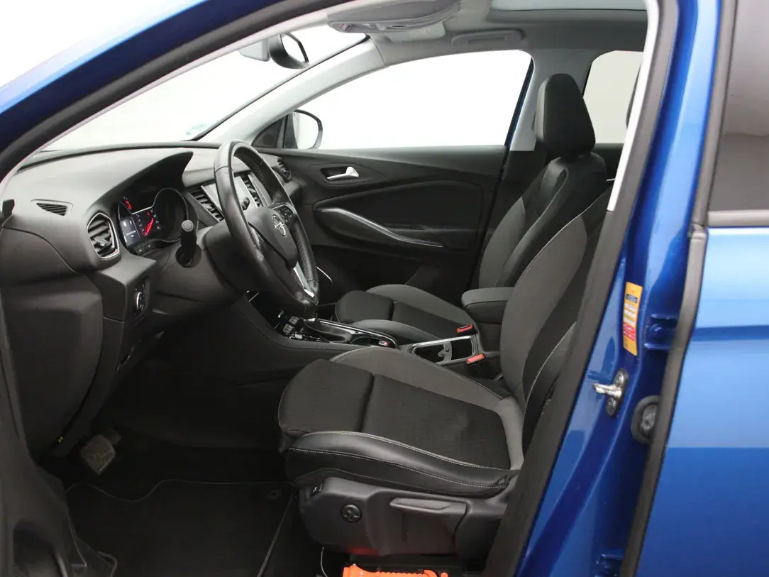 Opel Grandland 2019, kuva 4/10