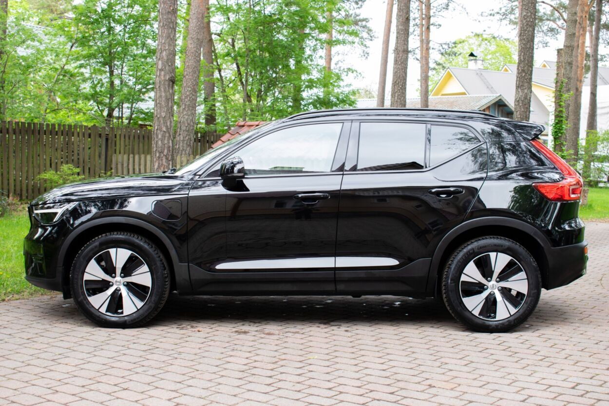 Volvo XC40 2022, photo 6/18