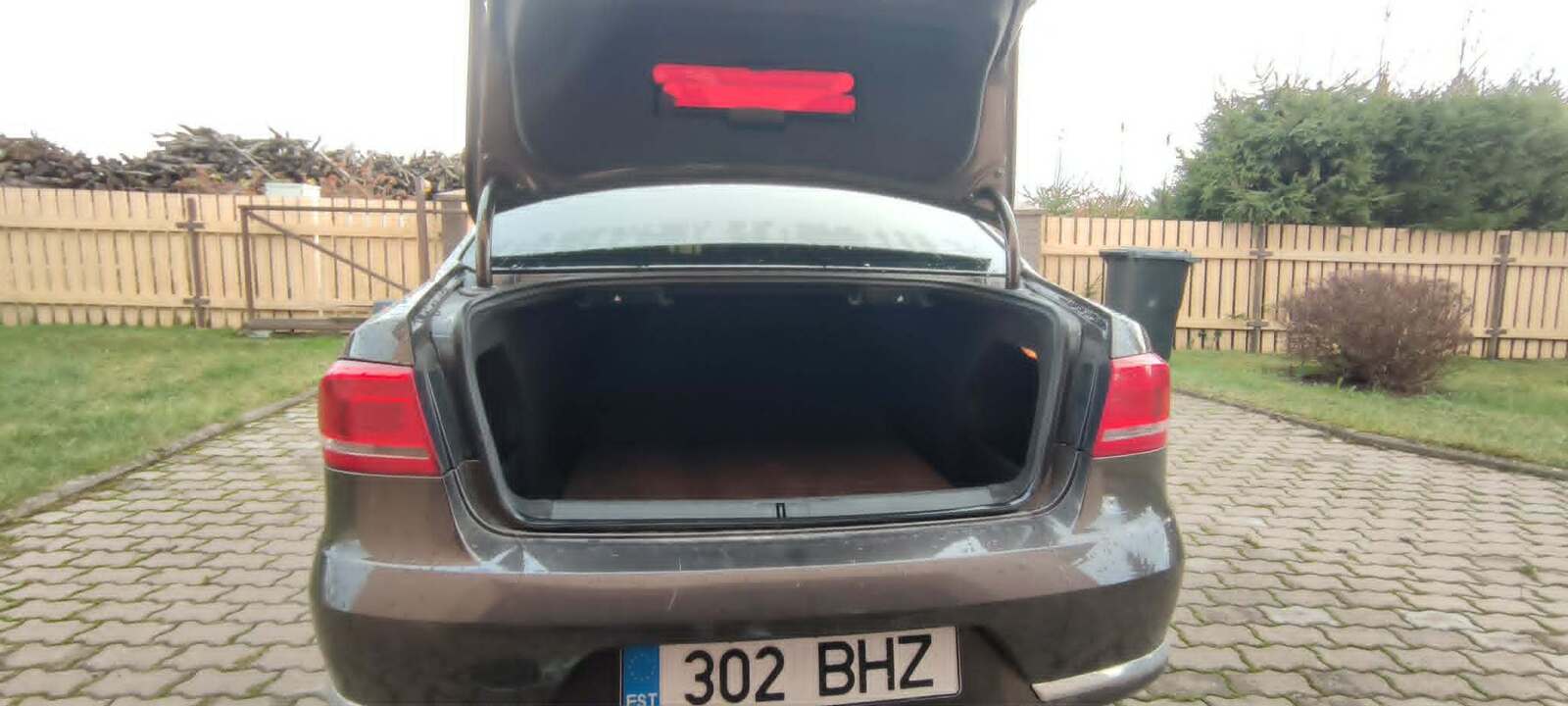 Volkswagen Passat 2012, photo 8/8
