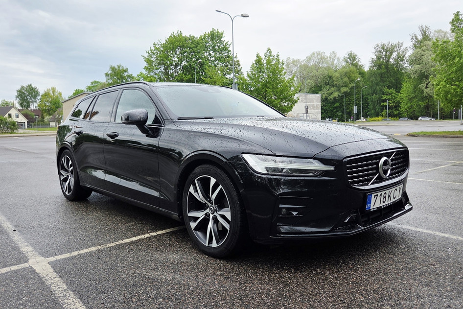 Volvo V60, 2019, 2.0, 110 kW, diesel, automatic, front-wheel drive