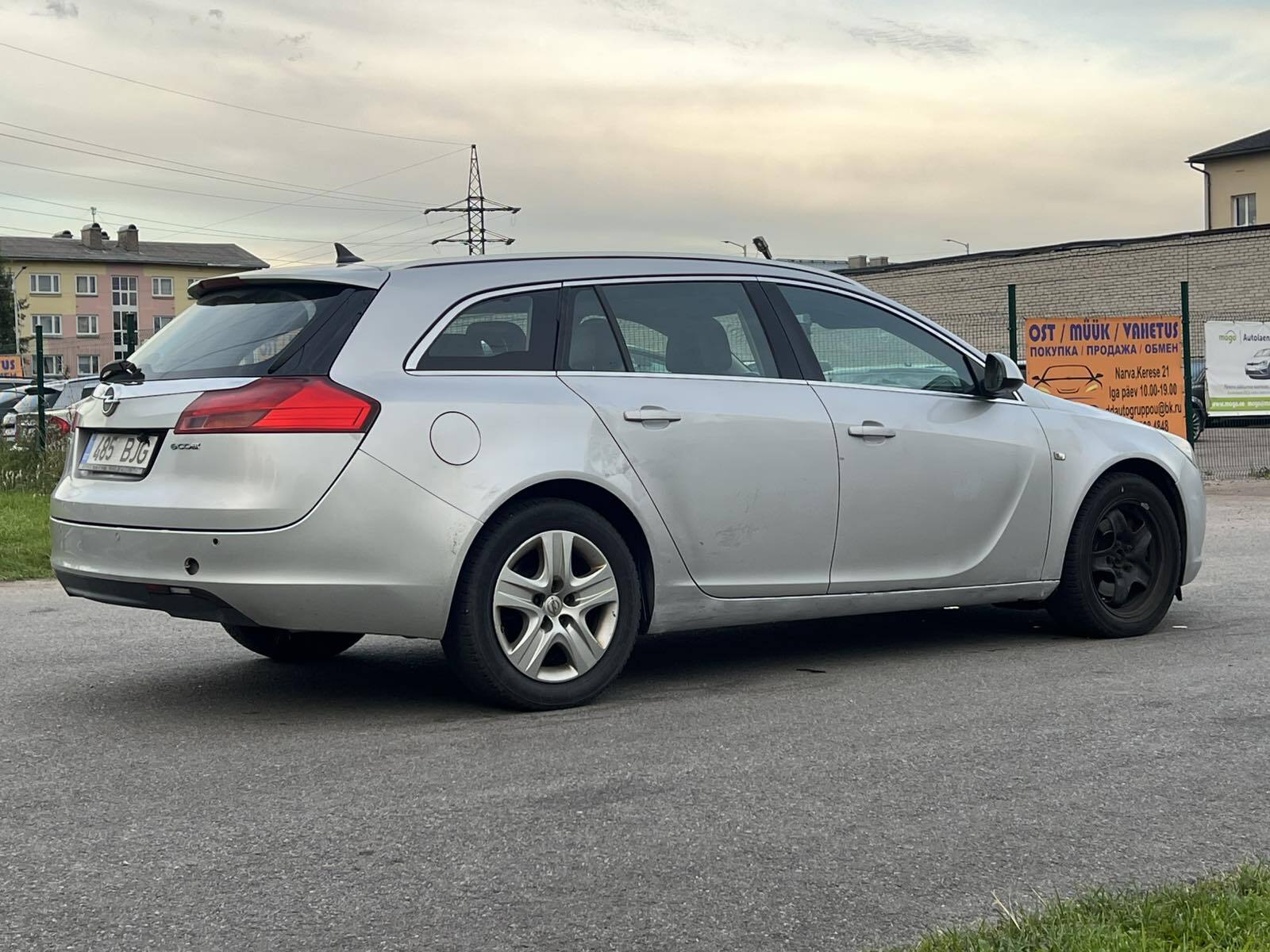 Opel Insignia 2010, kuva 7/10