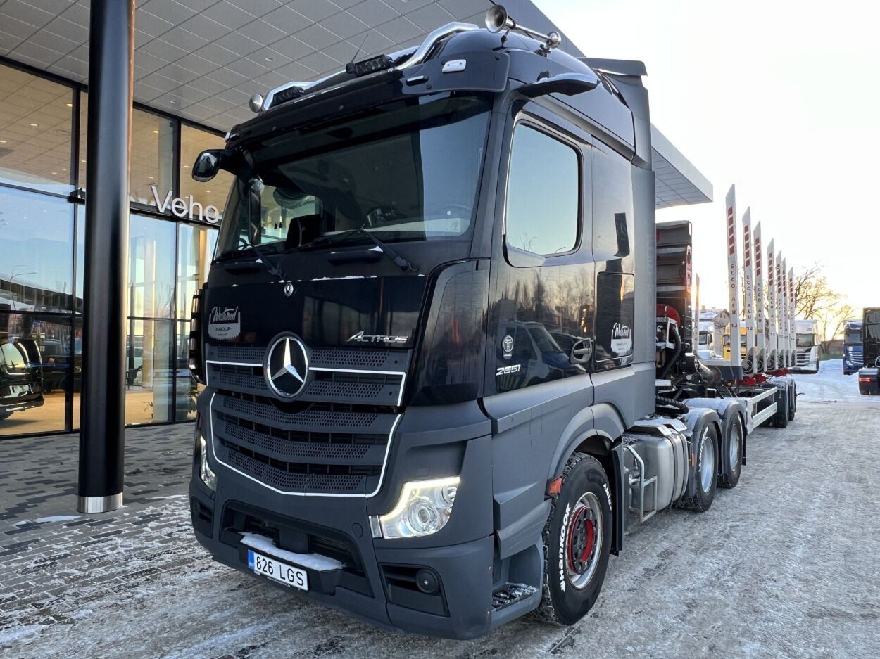 For sale used vehicle Mercedes-Benz Actros 2651 LS StreamSpace +