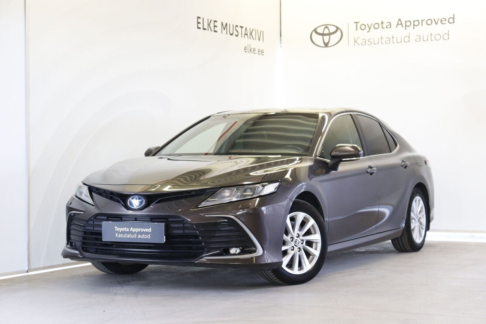 Toyota Camry Luxury Business 131kW