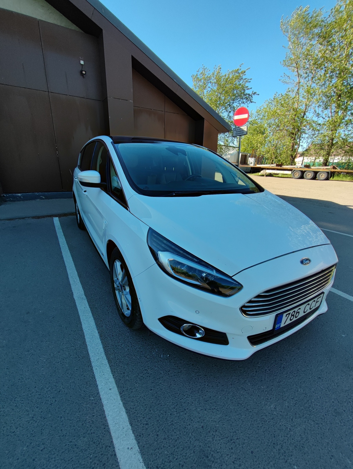 Ford S-Max 2016, photo 6/10